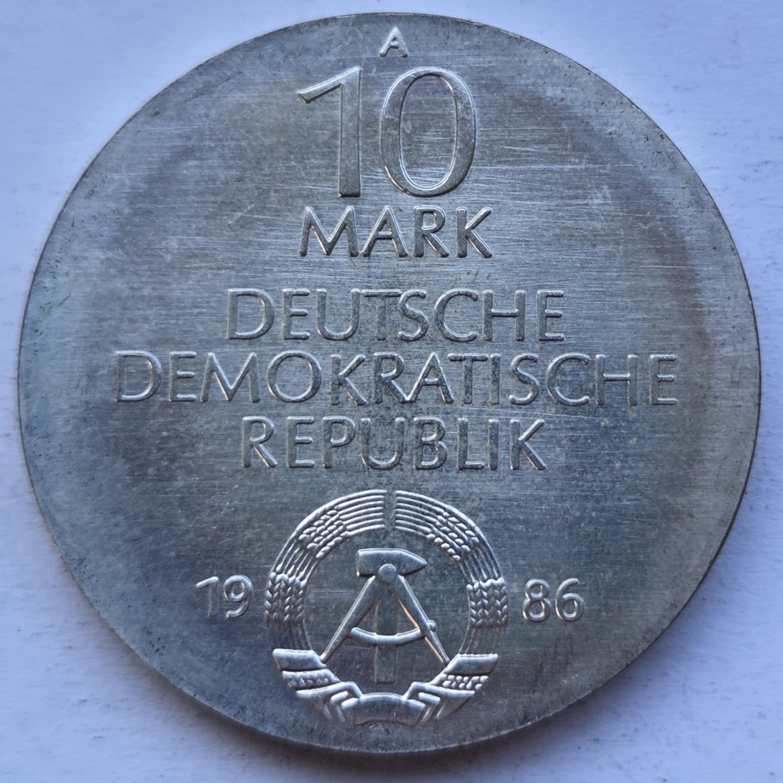  DDR: 10 Mark Charité 1986   