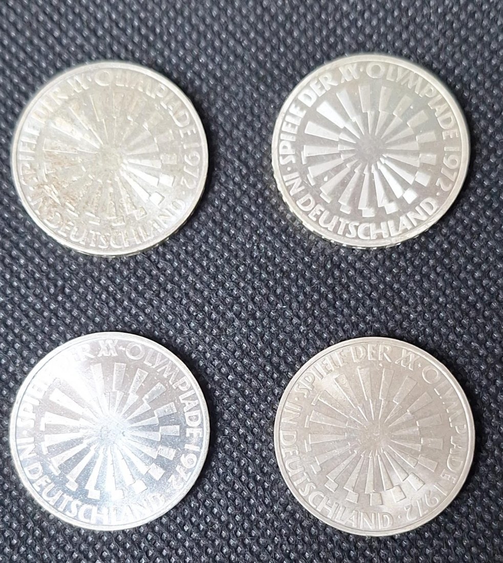  4 Silbermünzen: BRD, 4 x 10 DM Olympische Spiele 1972 DFGJ, 1. Serie, Feingewicht 38,76 Gramm   