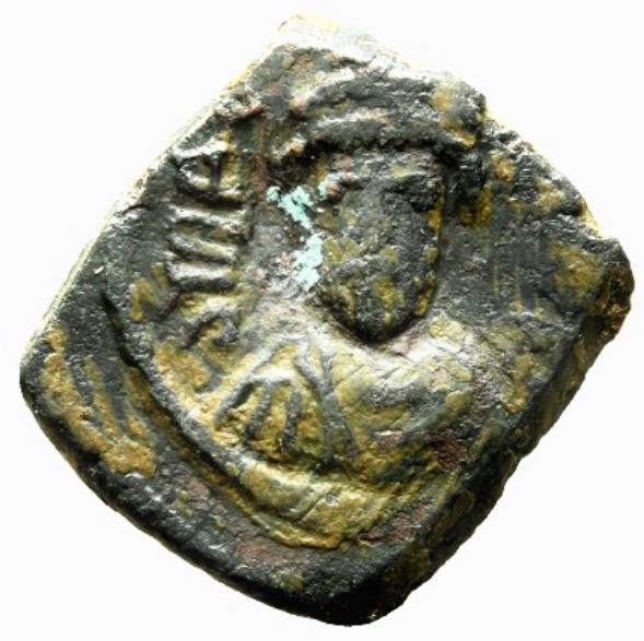  TIBERIUS II CONSTANTINE (578-582 AD). Constantinople. AE Decanummium.   