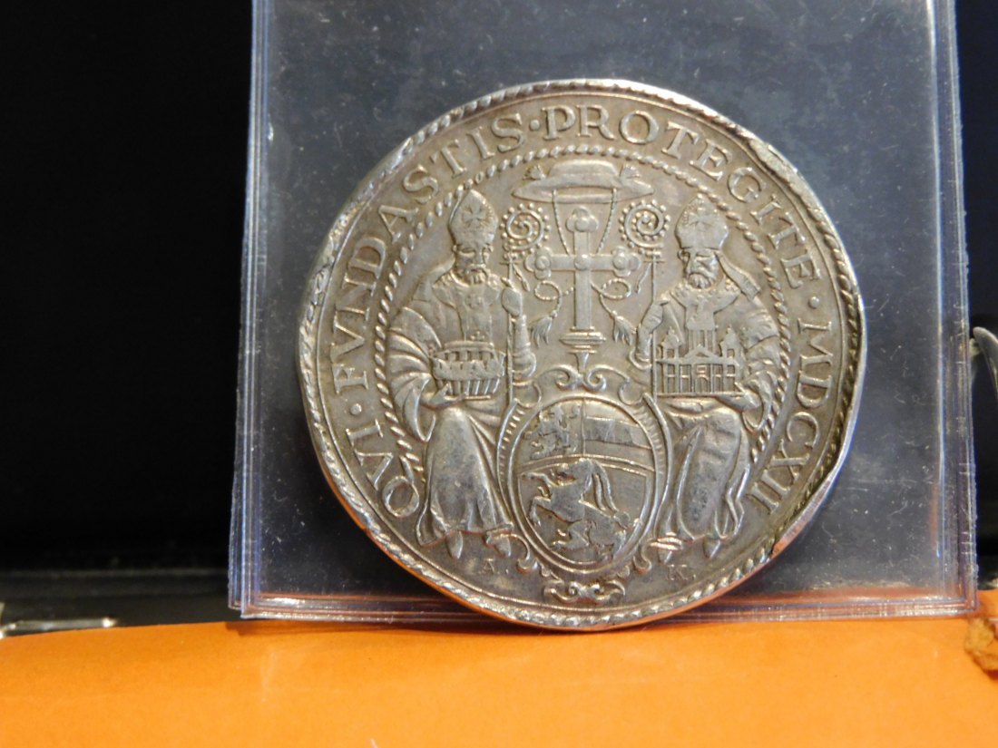 PARIS VON LONDRON THALER 1628/1928 ANTON KOPPENWALLNER ISSUE.GRADE-PLEASE SEE PHOTOS.