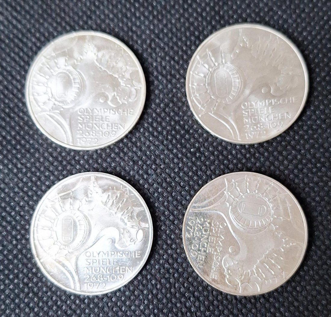  4 Silbermünzen: BRD 4 x 10 DM Olympische Spiele DFGJ, 4. Serie Stadion, Feingewicht 38,76 Gramm   