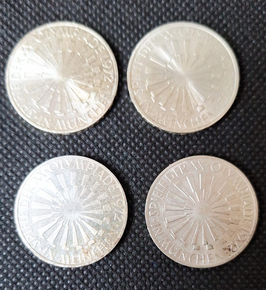  4 Silbermünzen: BRD 4 x 10 DM Olympische Spiele DFGJ, 5. Serie...in München, Feingewicht 38,76 Gramm   