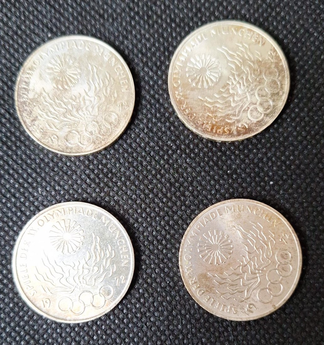  4 Silbermünzen: BRD 4 x 10 DM Olympische Spiele, 6. Serie Flamme DFGJ, Feingewicht 38,76 Gramm   