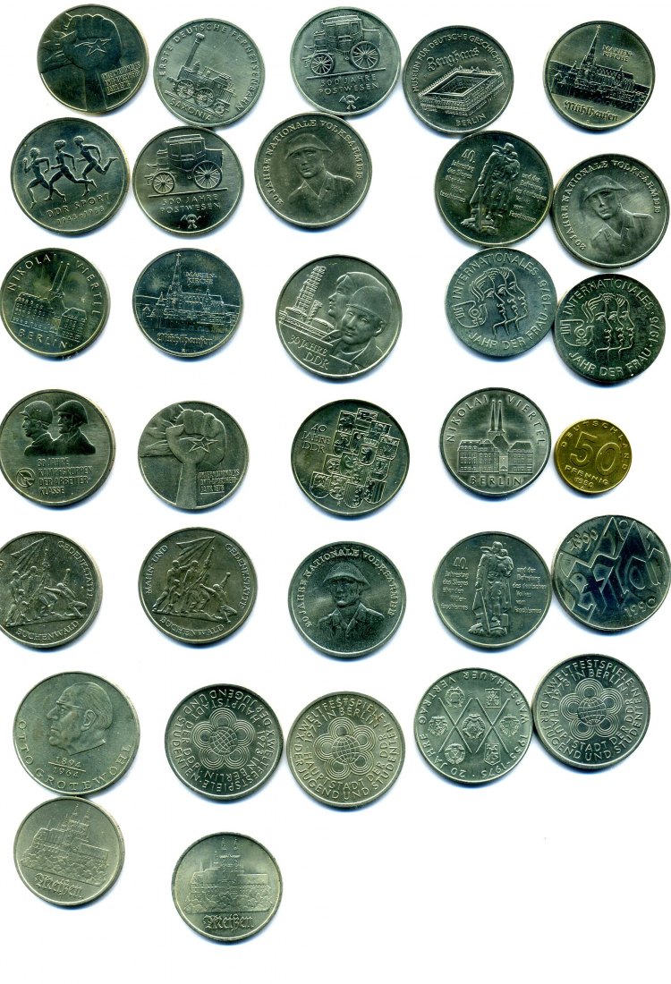  50 x DDR Sammlermünzen mit seltenen wie Jahr der Frau vorzüglich   