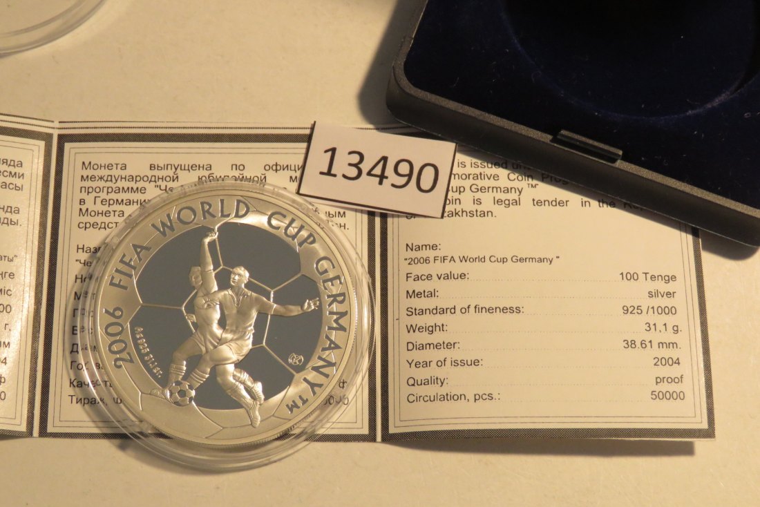  13490 Kasachstan 2004 - 100 Tenge - Fußball WM - 31,1 g SILBER 0.925   
