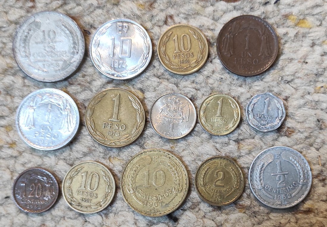  Set 006: Chile Münzlot mit 13 verschiedenen Münzen   