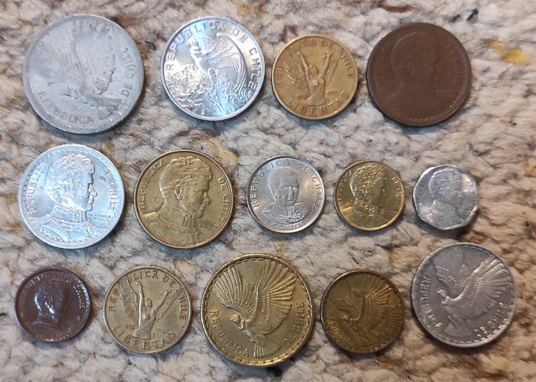  Set 006: Chile Münzlot mit 13 verschiedenen Münzen   