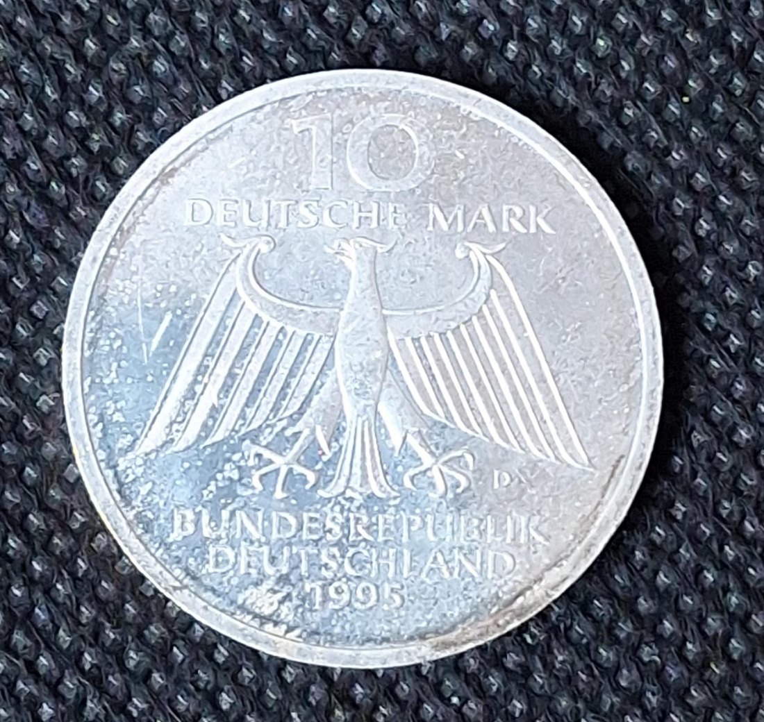  Silbermünze BRD, 10 DM 1995 D, Röntgen, Feingewicht 9,69 Gramm   