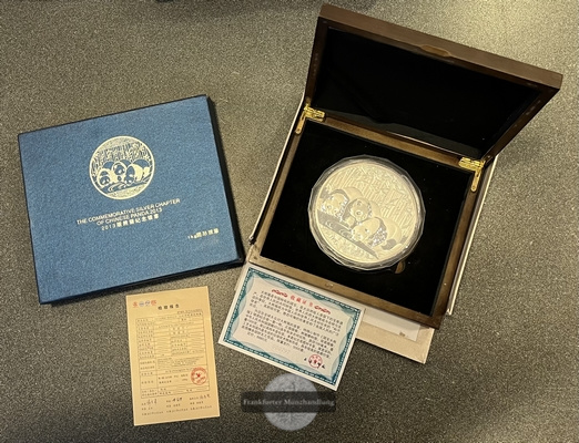  China, Volksrepublik. 300 Yuan 2013 Panda.  FM-Frankfurt Feinsilber: 1000g   