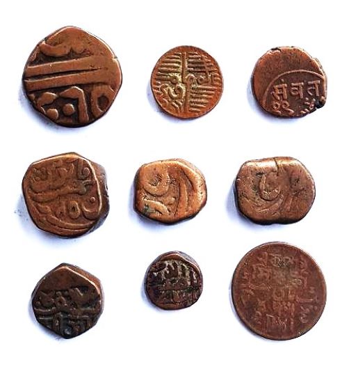  9 unbekannte Cu-Münzen Alt-Persien.? Indien.?   