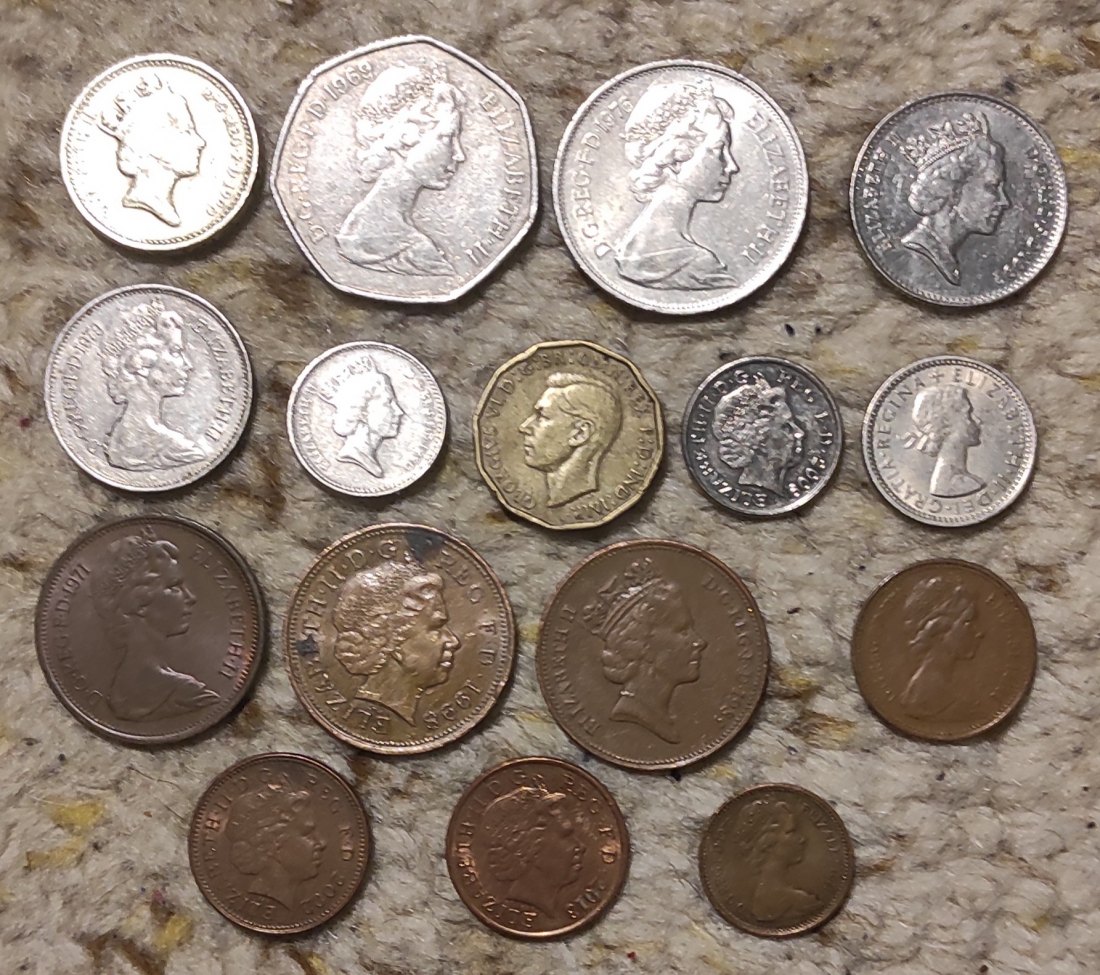  Großbritannien Münzlot mit 16 verschiedenen Münzen   