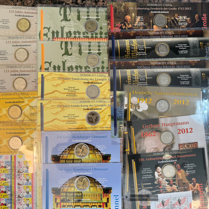  Numisblatt Set: 2011/12 17x Numisblätter CuNi FM-Frankfurt Nominal der Münzen ges.: 170 Euro   