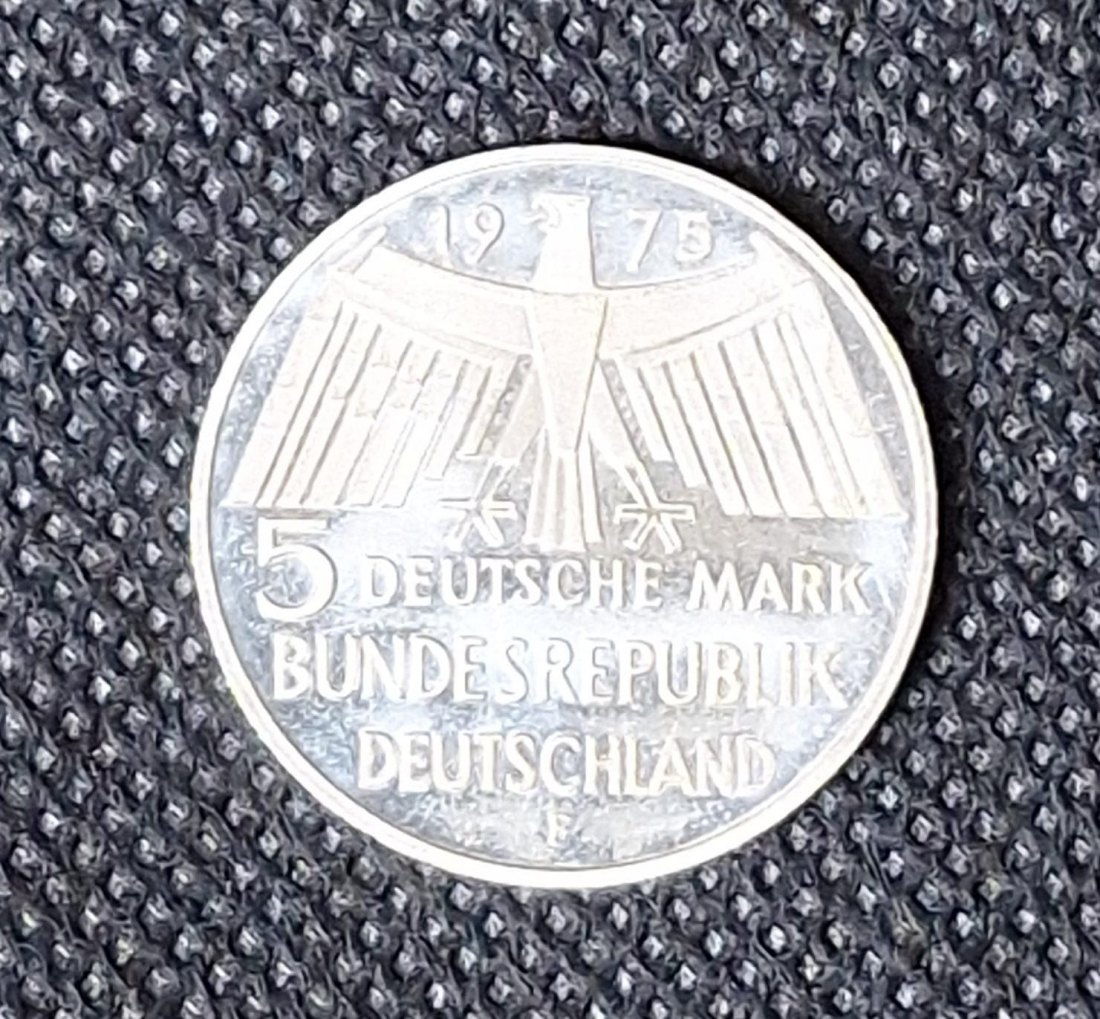 Silber Gedenkmünze BRD: 5 DM 1975 F Denkmalschutzjahr, 7,0 Gramm Feingewicht Silber   