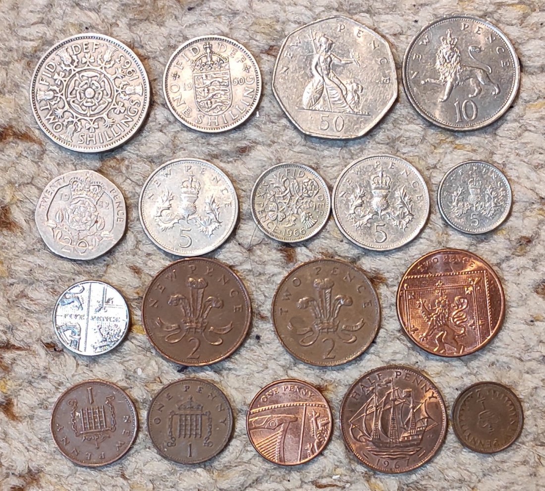  Set 007: Großbritannien Münzlot mot 19 verschiedenen Münzen   