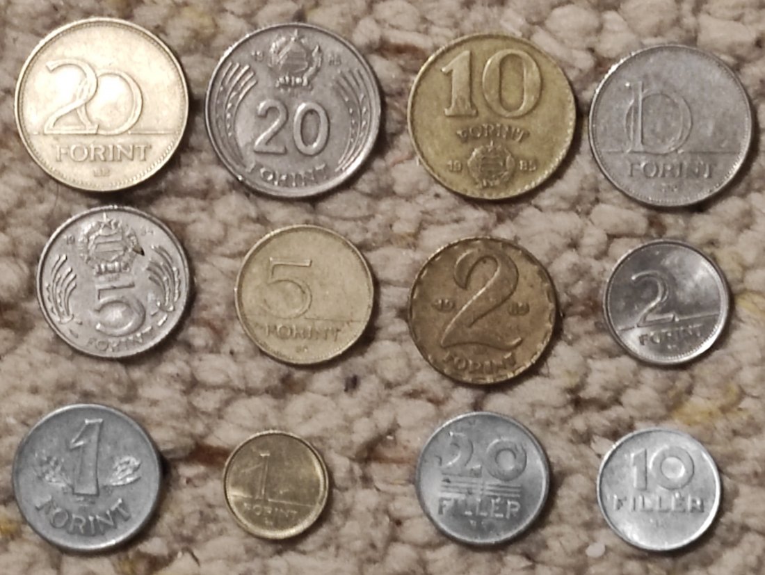  Set 034: Ungarn Münzlot mit 12 verschiedenen Münzen   