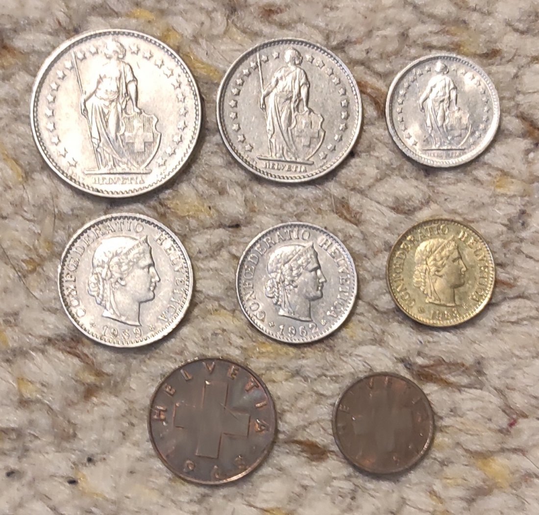  d006: Schweiz Münzlot mit 8 verschiedenen Münzen   