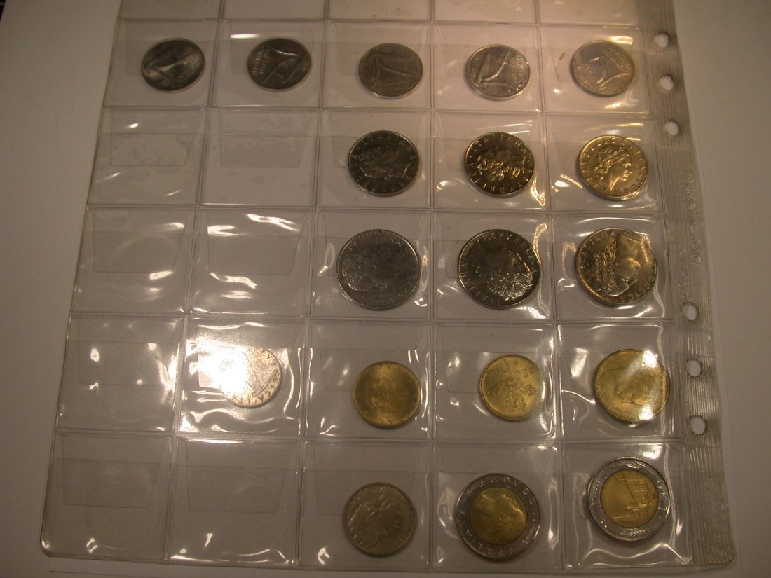  Lot  Italien  18 Münzen ab 1953  verschieden   Originalbilder   