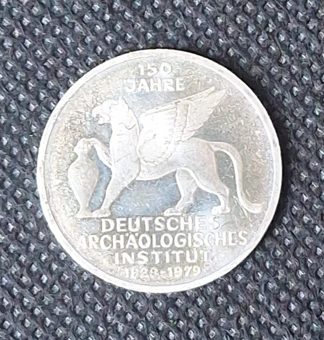  Silber Gedenkmünze BRD: 5 DM 1979 J, Archäologisches Institut, Feingewicht 7,0 Gramm Silber   