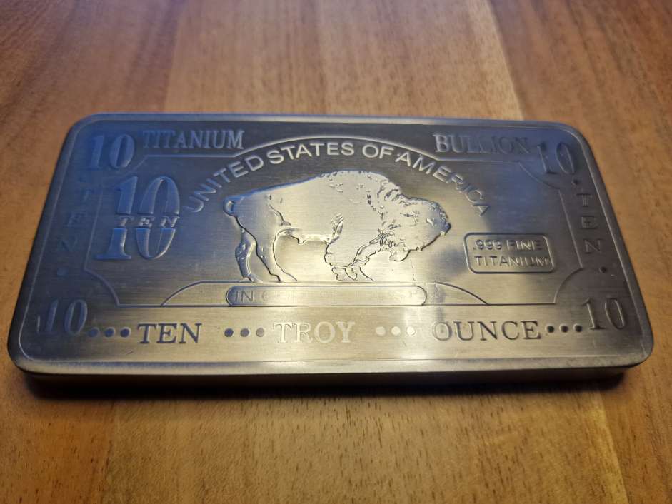  1 x 10 oz Titanbarren „Buffalo“ – .999 Reinheit – prägefrische Ausführung   