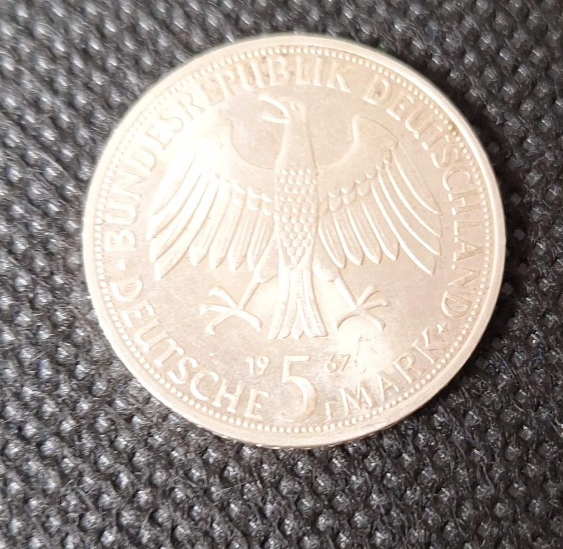  BRD, Silber Gedenkmünze in feiner Erhaltung: 5 DM 1967 F, ST, Humboldt, Feingewicht 7 Gramm Silber   