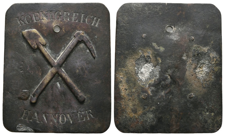  Hannover, Bergmannsplakette; einseitig, gelocht, Bronze, 24,15 g, H63,9 x B52,62 mm   