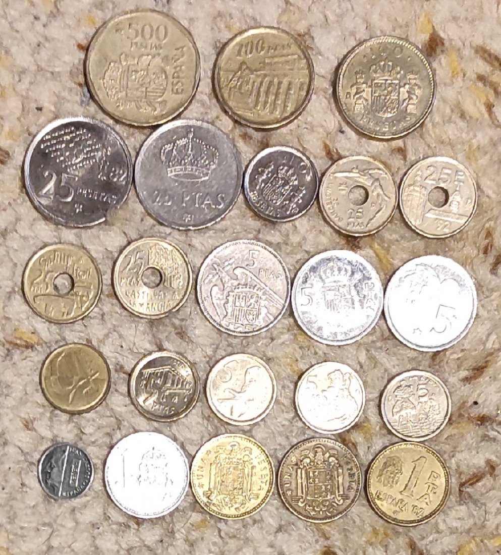  Set 030: Spanien Münzlot mit 20 verschiedenen Münzen   