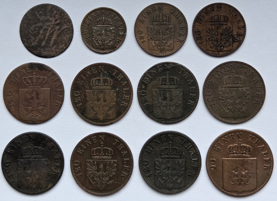  Preußen: Lot aus zwölf verschiedenen Jahrgängen Pfennigen   