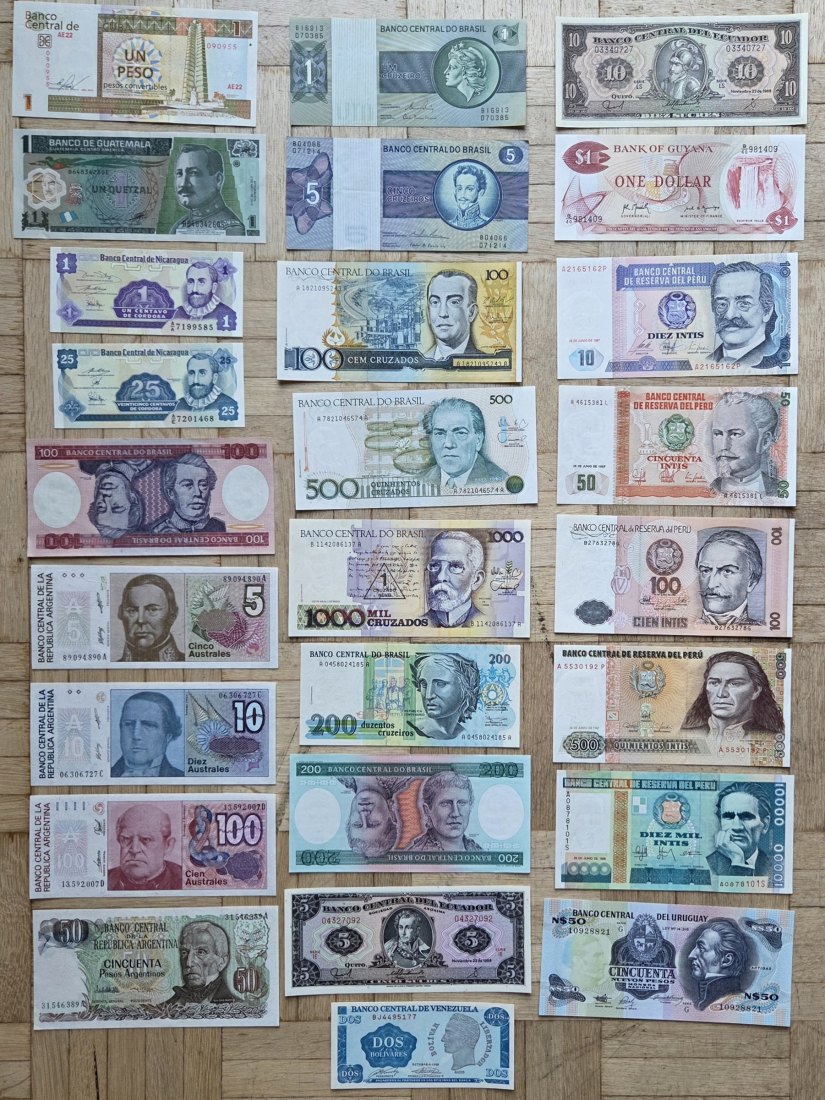  Amerika: Lot aus 26 verschiedenen Banknoten, alle kassenfrisch   