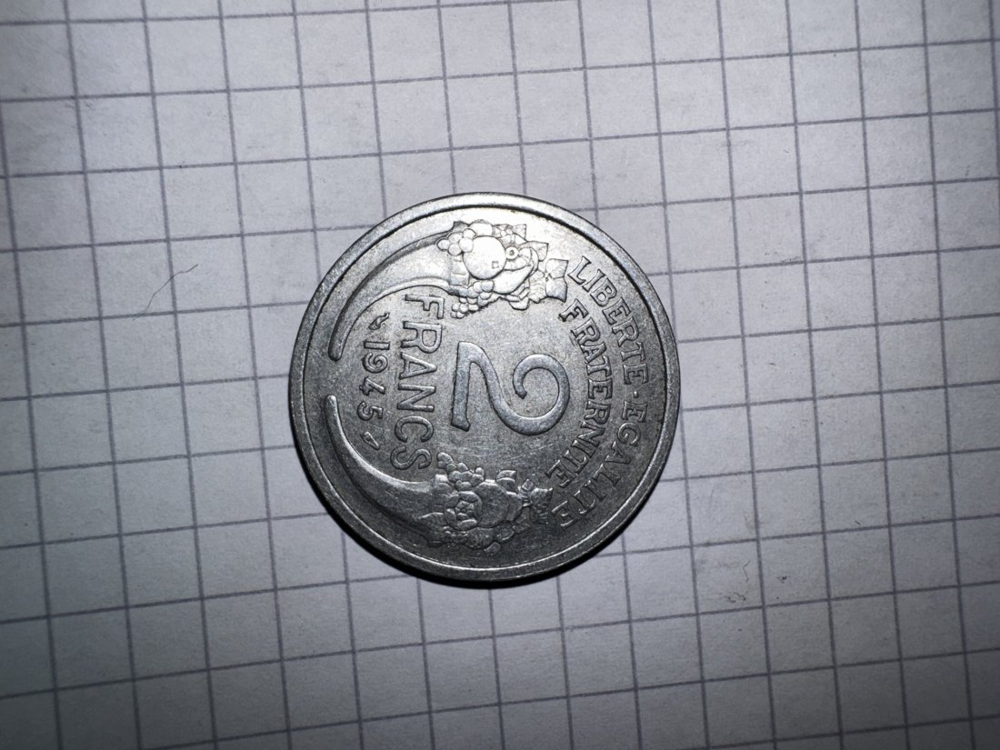 Frankreich, 2 Francs, 1945