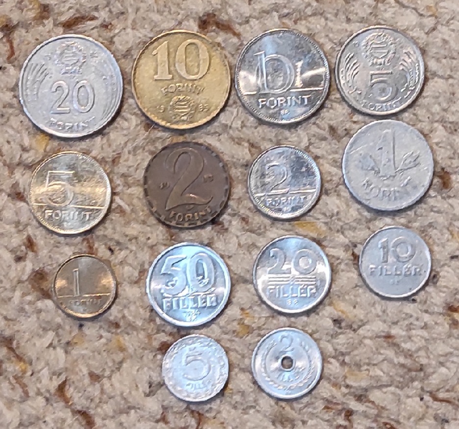  Set 049: Ungarn Münzlot mit 14 verschiedenen Münzen   