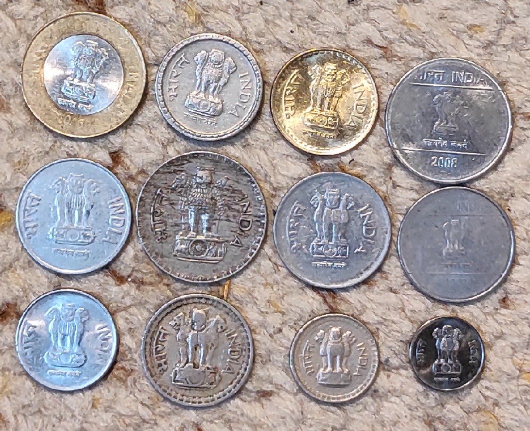  Set 053: Indien Münzlot mit 12 verschiedenen Münzen   