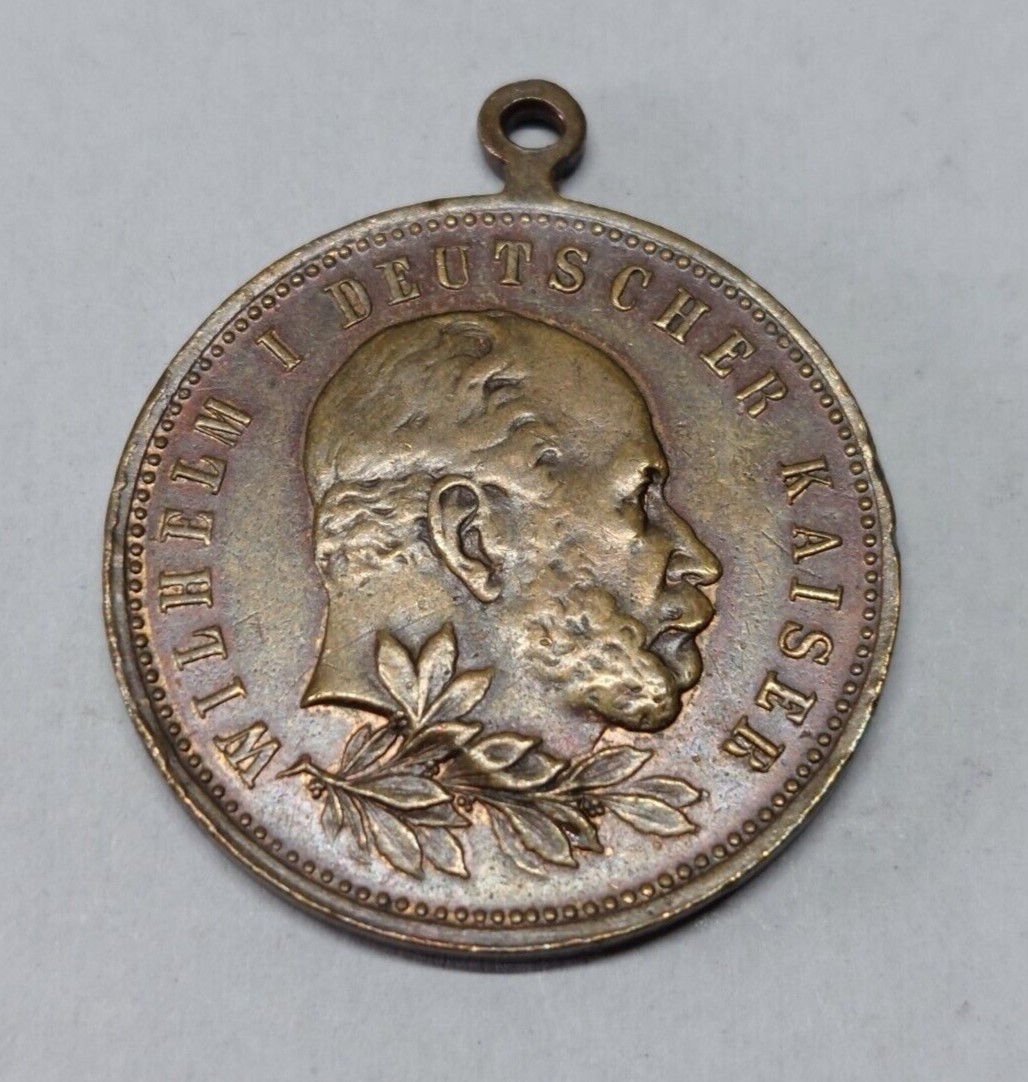  #MED104 Bronzemedaille: gehenkelt, Zum Gedenken auf den 100. Geburtstag Kaiser Wilhelm I.   