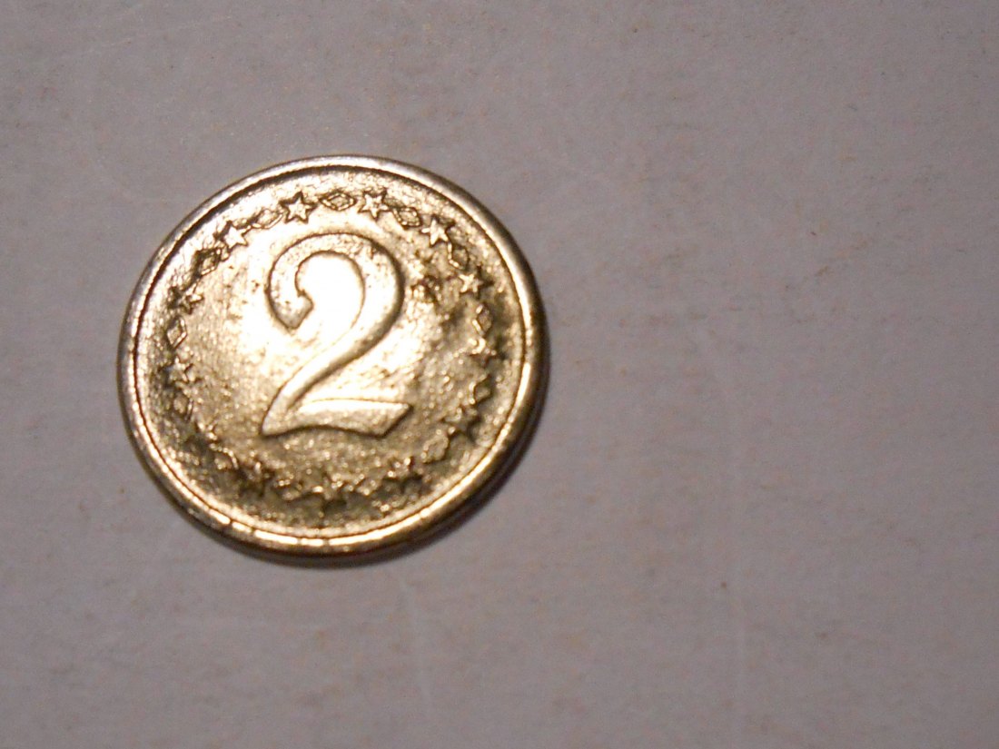  #MED7 Spielmarke / 2 im Sternenkranz, auf der Rückseite ein Singvogel   