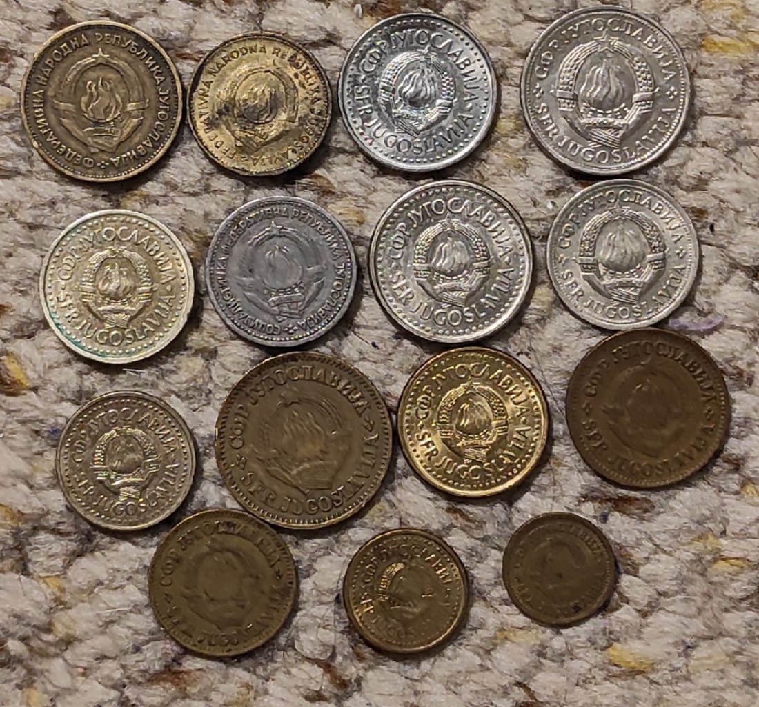  Set 065: Jugoslawien Münzlot mit 15 verschiedenen Münzen   