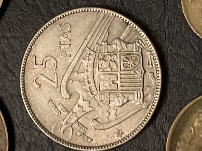  Münze Münzen Umlaufmünze Spanien 25 Pesetas 1957 im Stern 65   