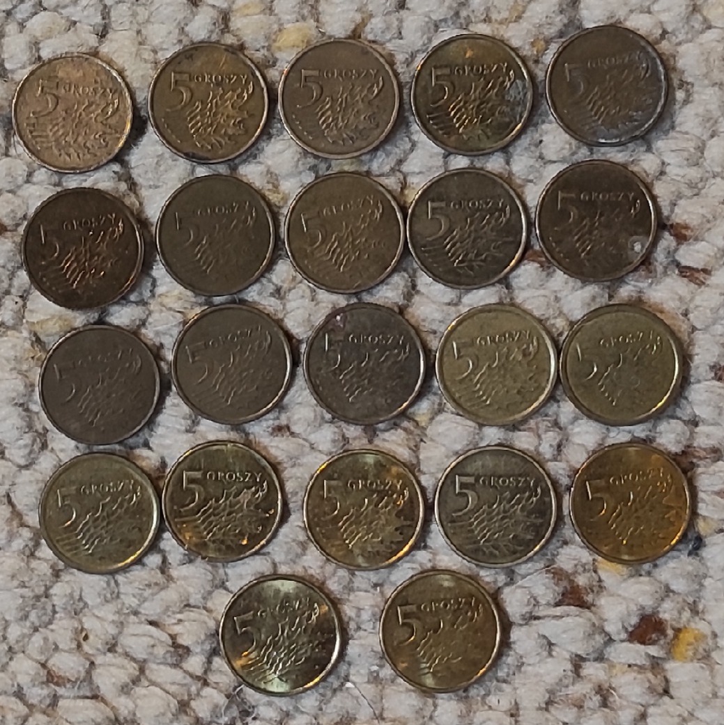  Set 073: Polen Münzlot mit 22 x 5 Groszy verschiedener Jahrgänge   