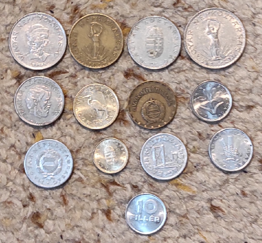  Set 073: Ungarn Münzlot mit 13 verschiedenen Münzen   