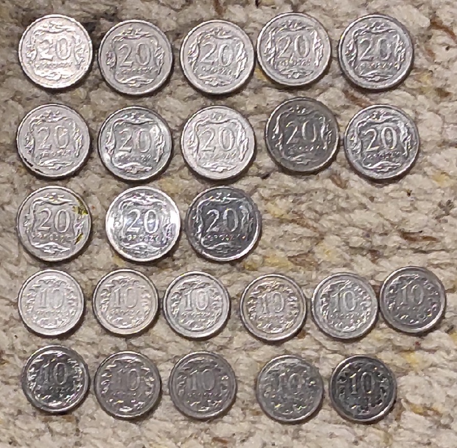  Set 047: Polen Münzlot mit 13 x 20 Groszy und 11 x 10 Groszy   