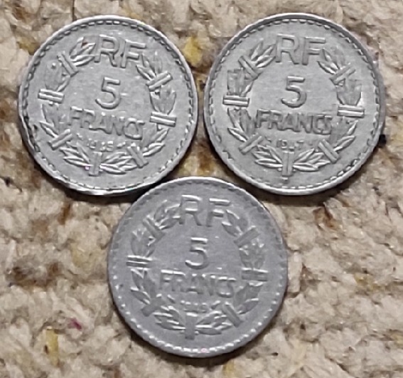  d015: Frankreich kleines Lot mit 3 älteren verschiedenen 5 Franc Stücken   