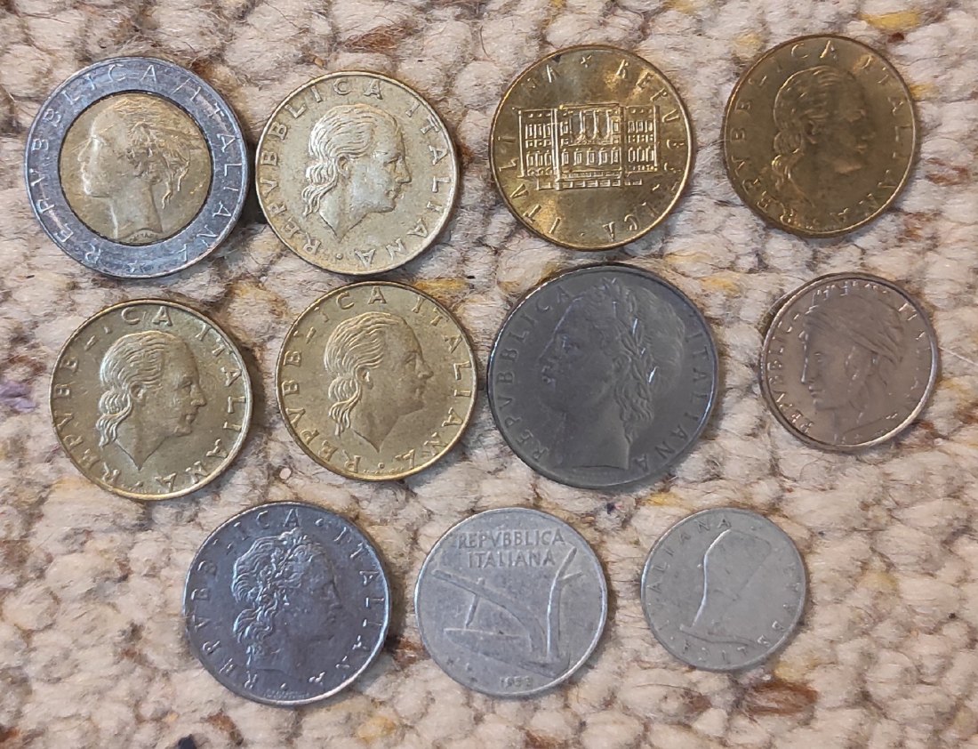  Set 080: Italien Münzlot mit 11 verschiedenen Münzen   