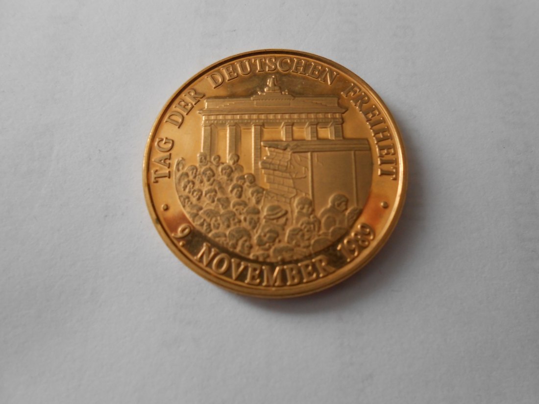  #MED69 Gedenkmedaille 09.November 1989, Tag der deutschen Einheit   