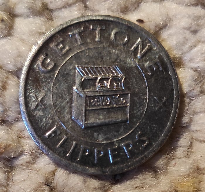  z40: Jukebox Token Italien, Gettone Flippers, Genova Tel.: 384375   