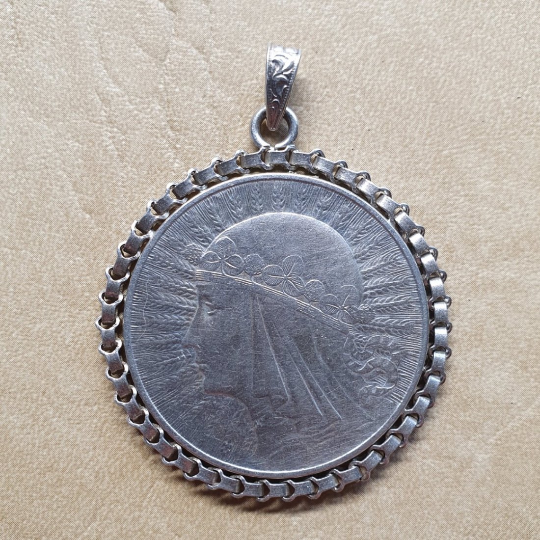  Polen 10 Złotych Zloty 1933 in Silberfassung 24,52 g Gesamtgewicht min. 16,5 g Feinsilber   