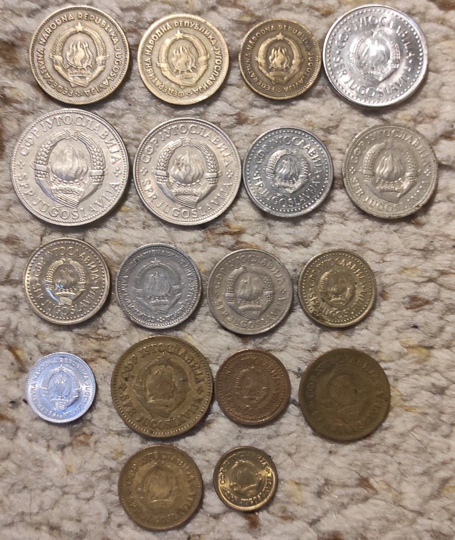  Set 008: Jugoslawien Münzlot mit 18 verschiedenen Münzen   