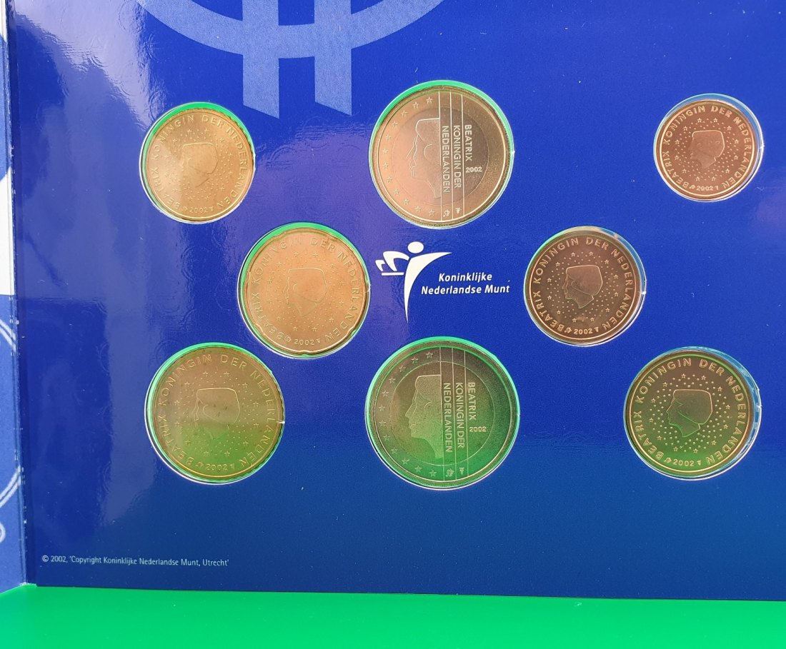  Niederlande KMS 2002 im Original Blister Königin Beatrix gesamt 3,88 Euro   