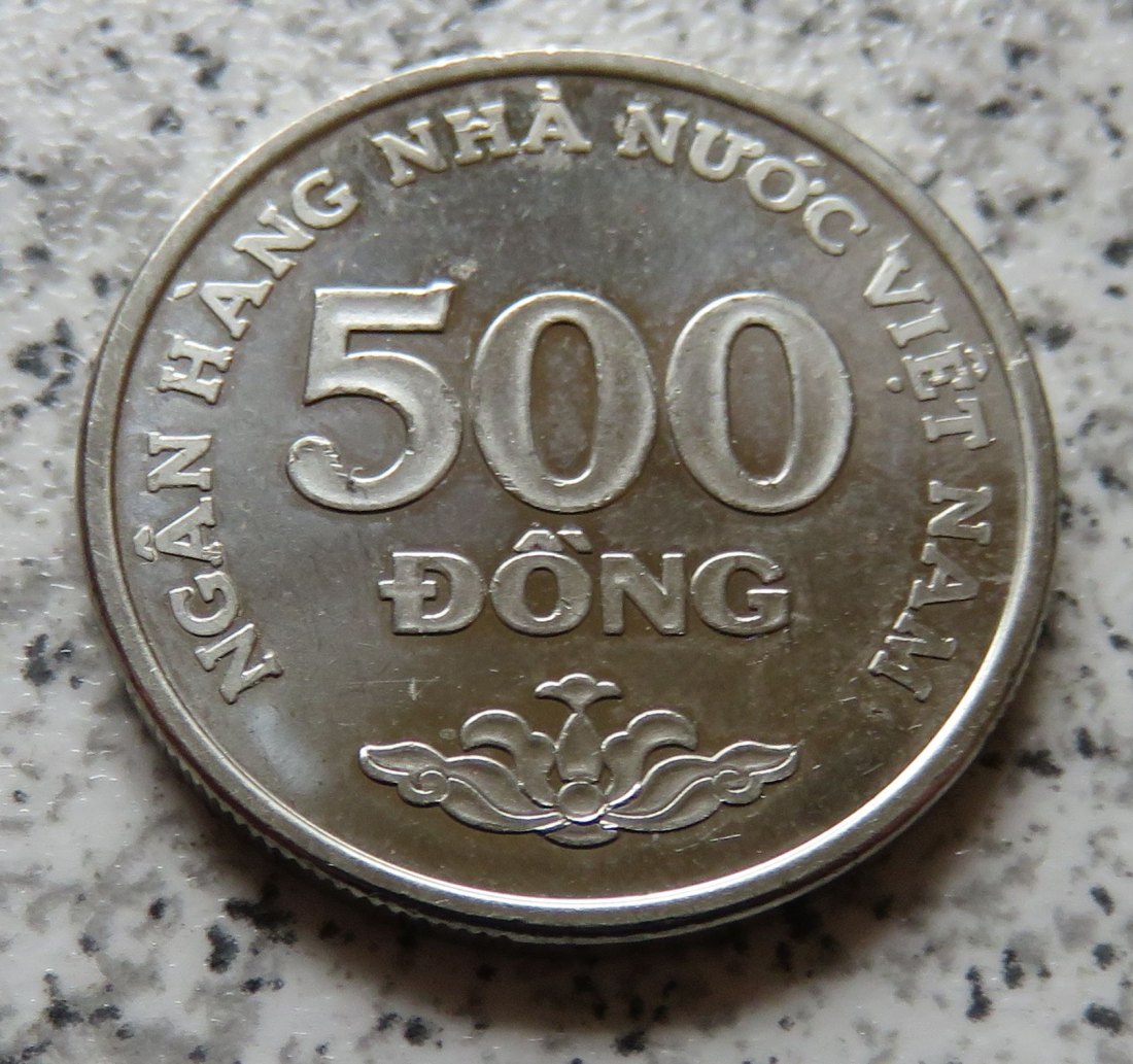  Vietnam 500 Dong 2003   