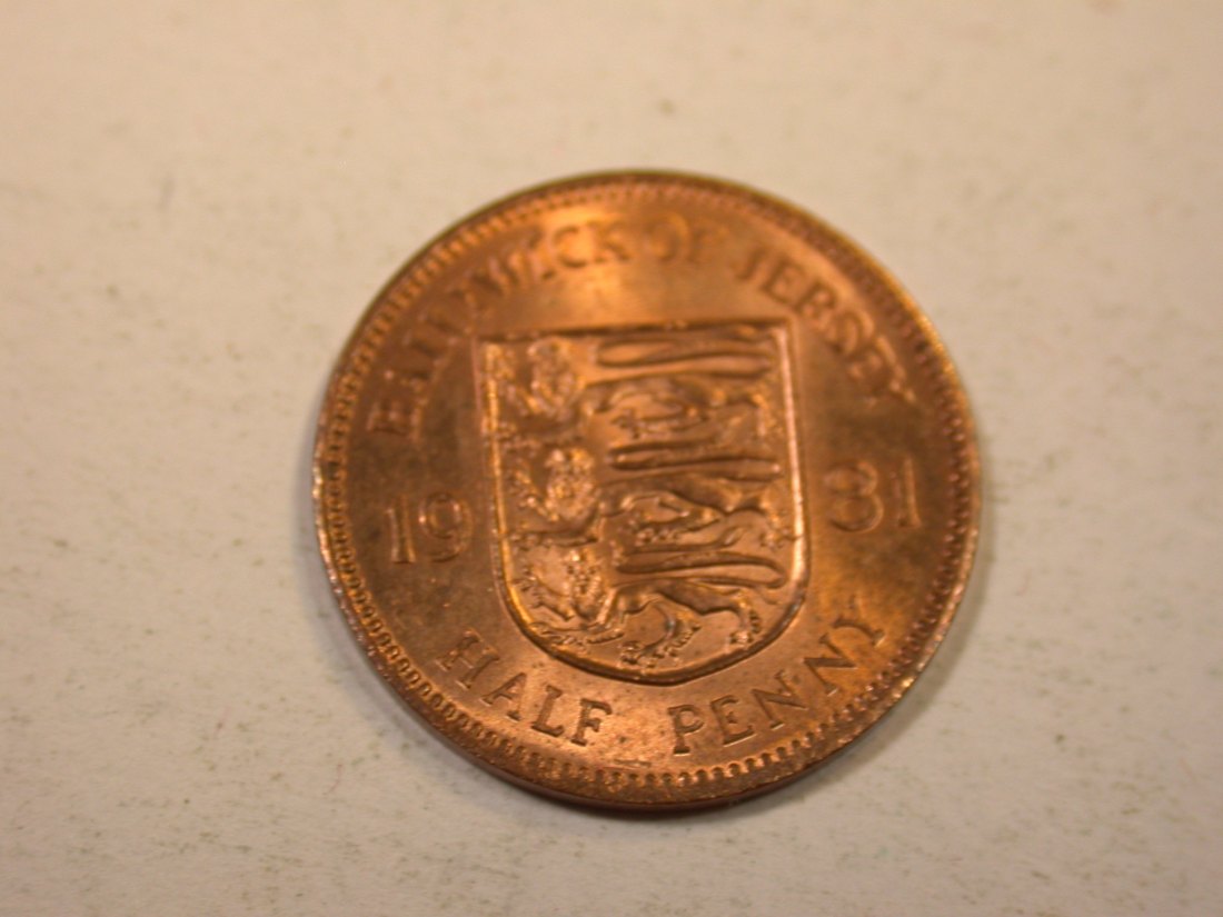  K01 Jersey  1/2 Penny 1981 in unc     Originalbilder   