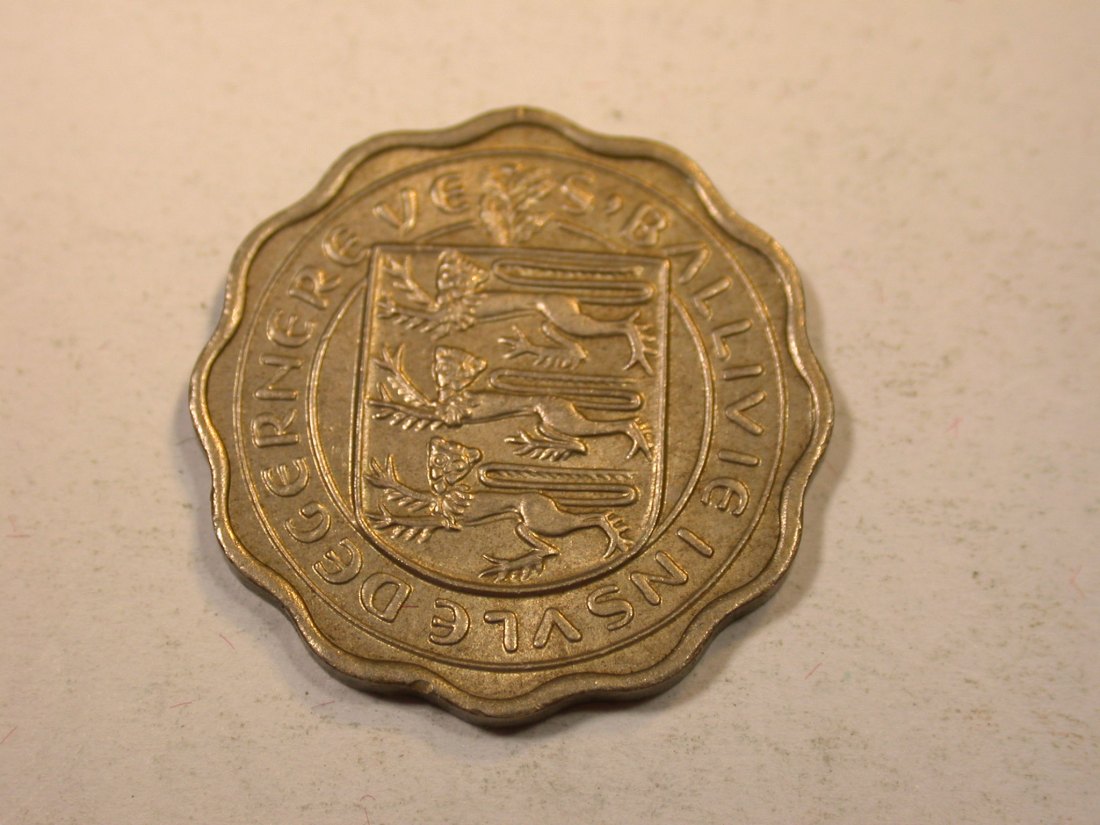  K01 Guernsey  3 Pence 1956 in vz-st      Originalbilder   