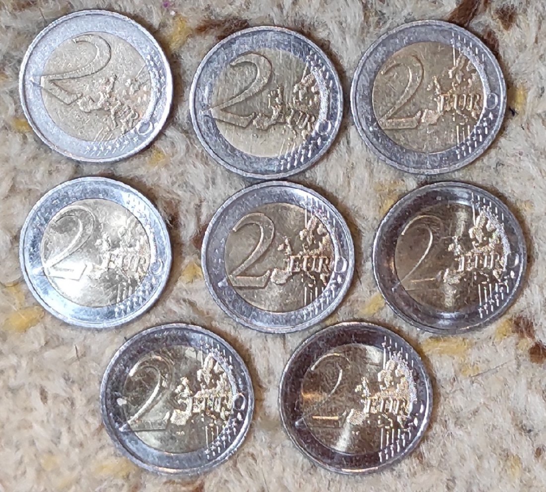  d025: BRD Münzlot 6 x 2 verschiedene Euros, besser erhalten wie es lt. Bild aussieht   