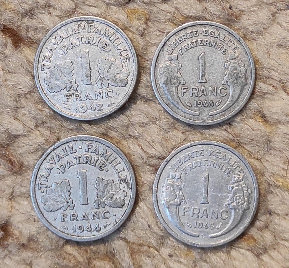  d026: Frankreich 4 x 1 Franc ältere Münzen, 1942, 1944-1945, 1948   